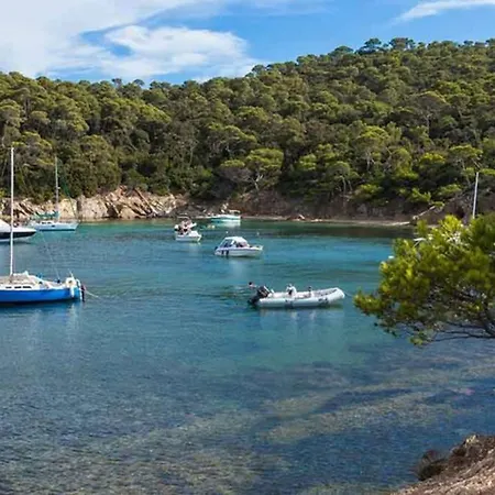 Studio à Giens Piscine Chauffée Résidence Standing * Hyères