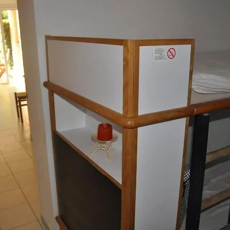 Studio A Giens Piscine Chauffee Standing Apartment Hyeres